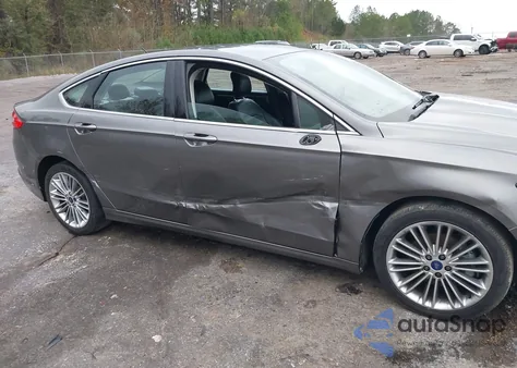 2014 Ford Fusion Se z USA, uszkodzony, nr VIN 3FA6P0H98ER195853